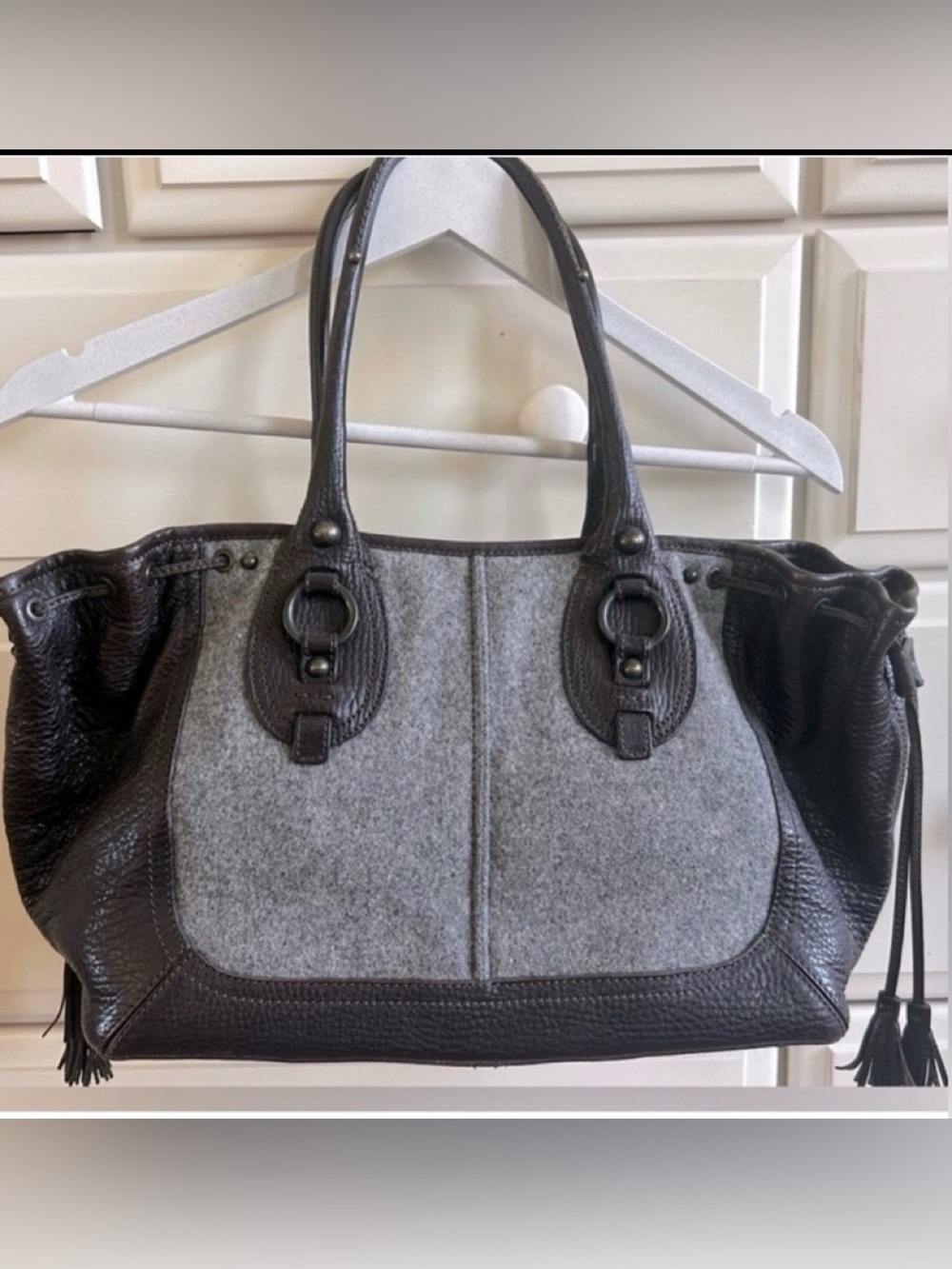 Banana Republic medium pebbled leather satchel - like new!